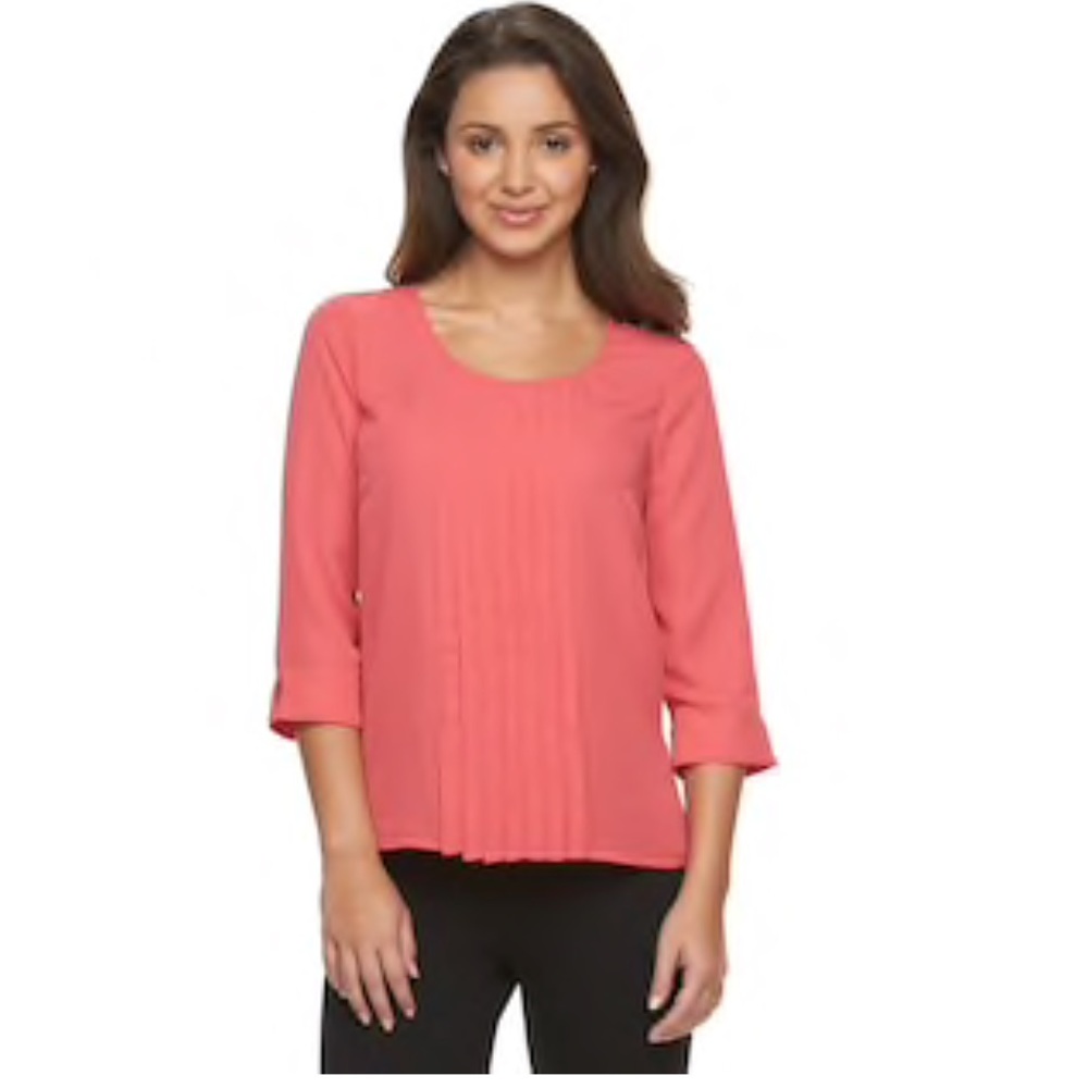 ❌ LAST DAY ❌ NWT Dana Buchman Pleated Blouse